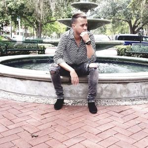 Meet your Posher, Denis